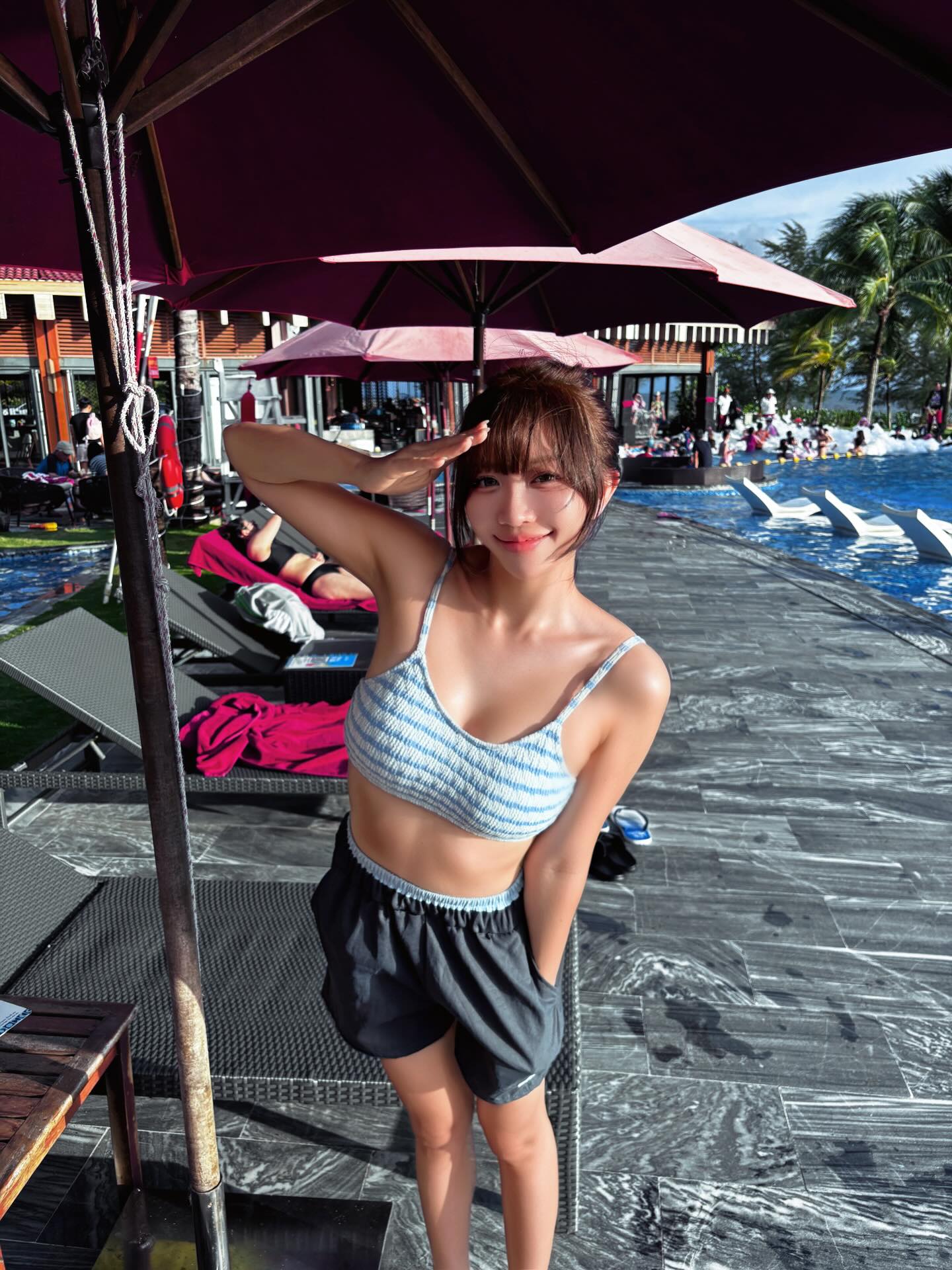 正妹 2