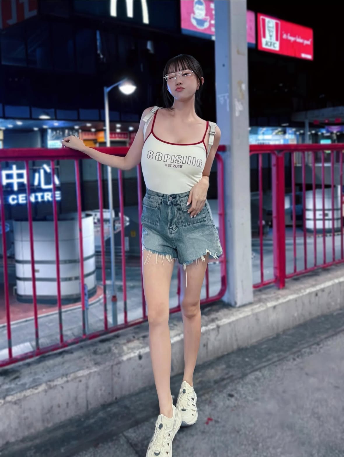 正妹 8