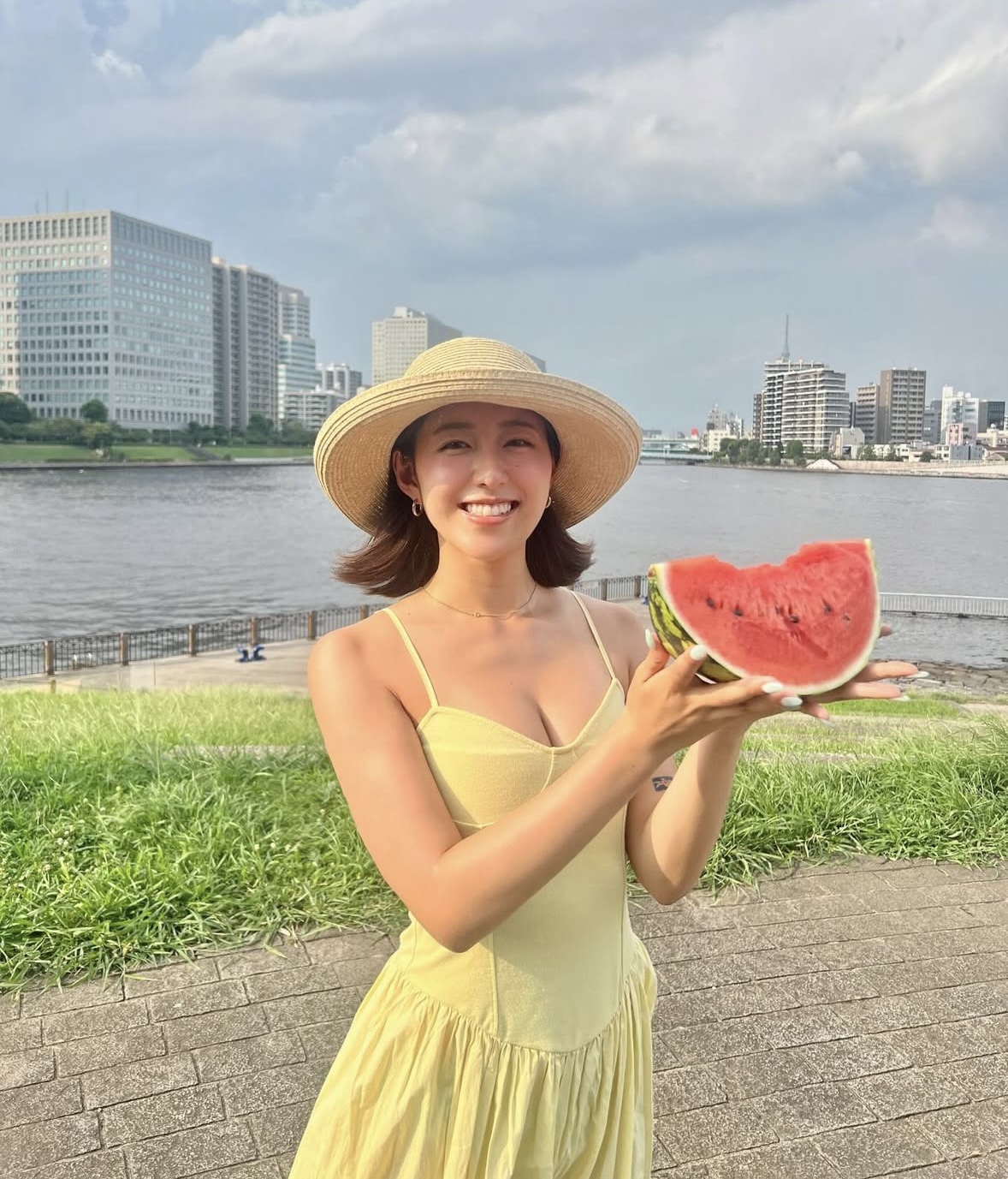 [正妹] 日本微肉女孩 封面圖