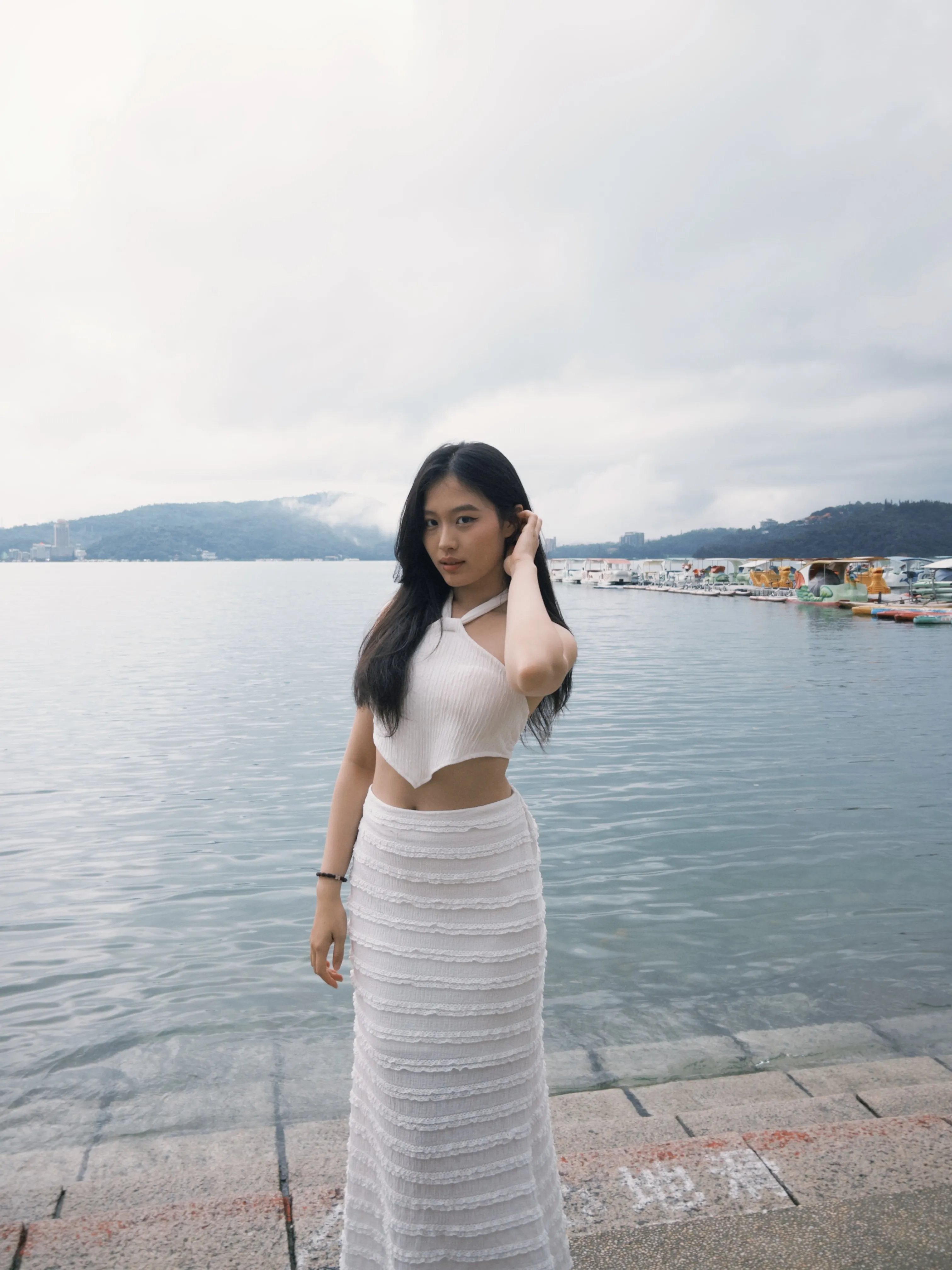 正妹 11