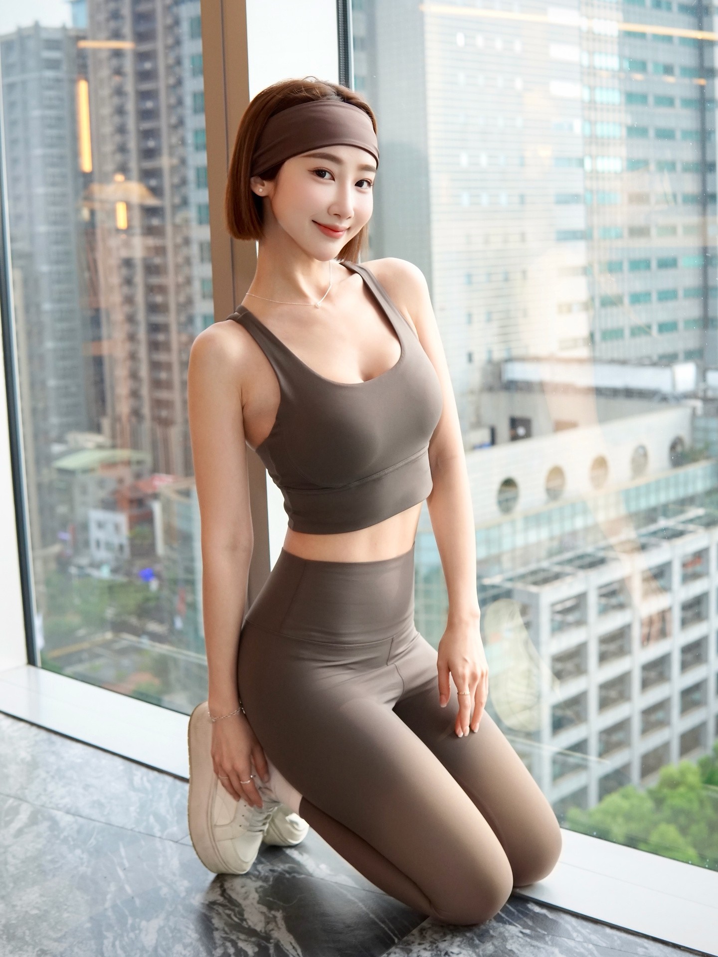 正妹 17