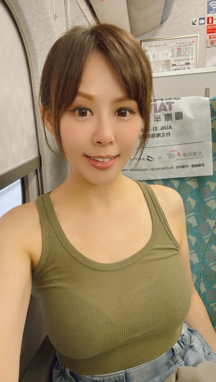 正妹 4