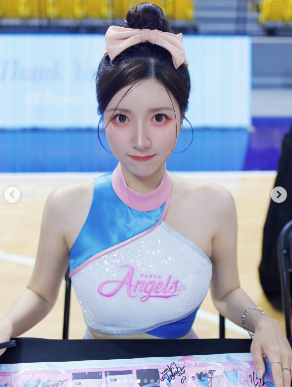 正妹 6