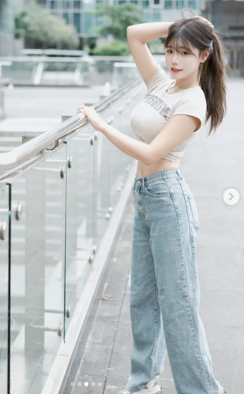 正妹 10