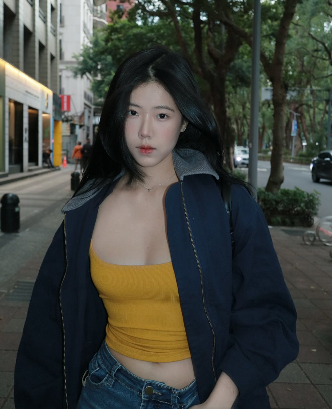 正妹 13