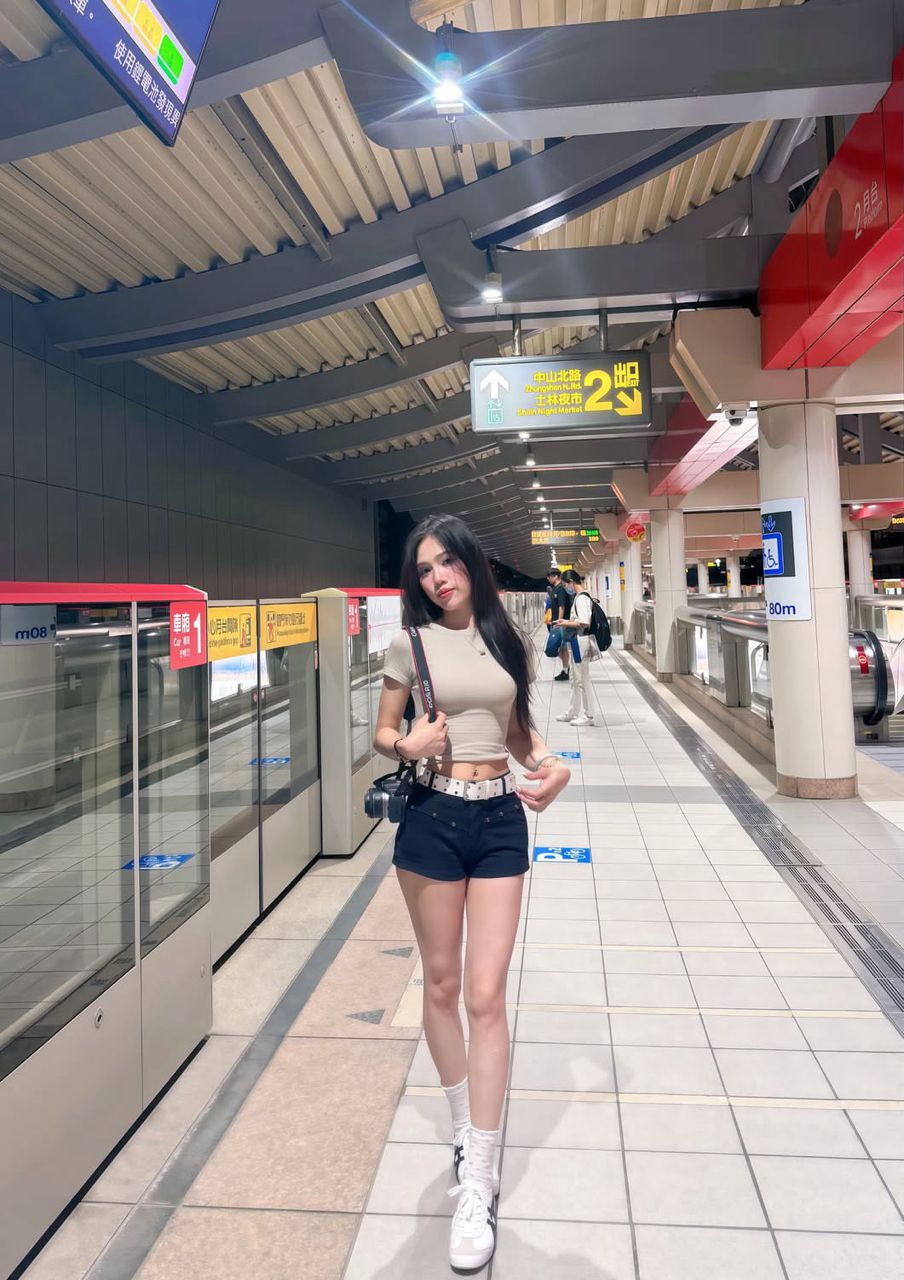 正妹 2
