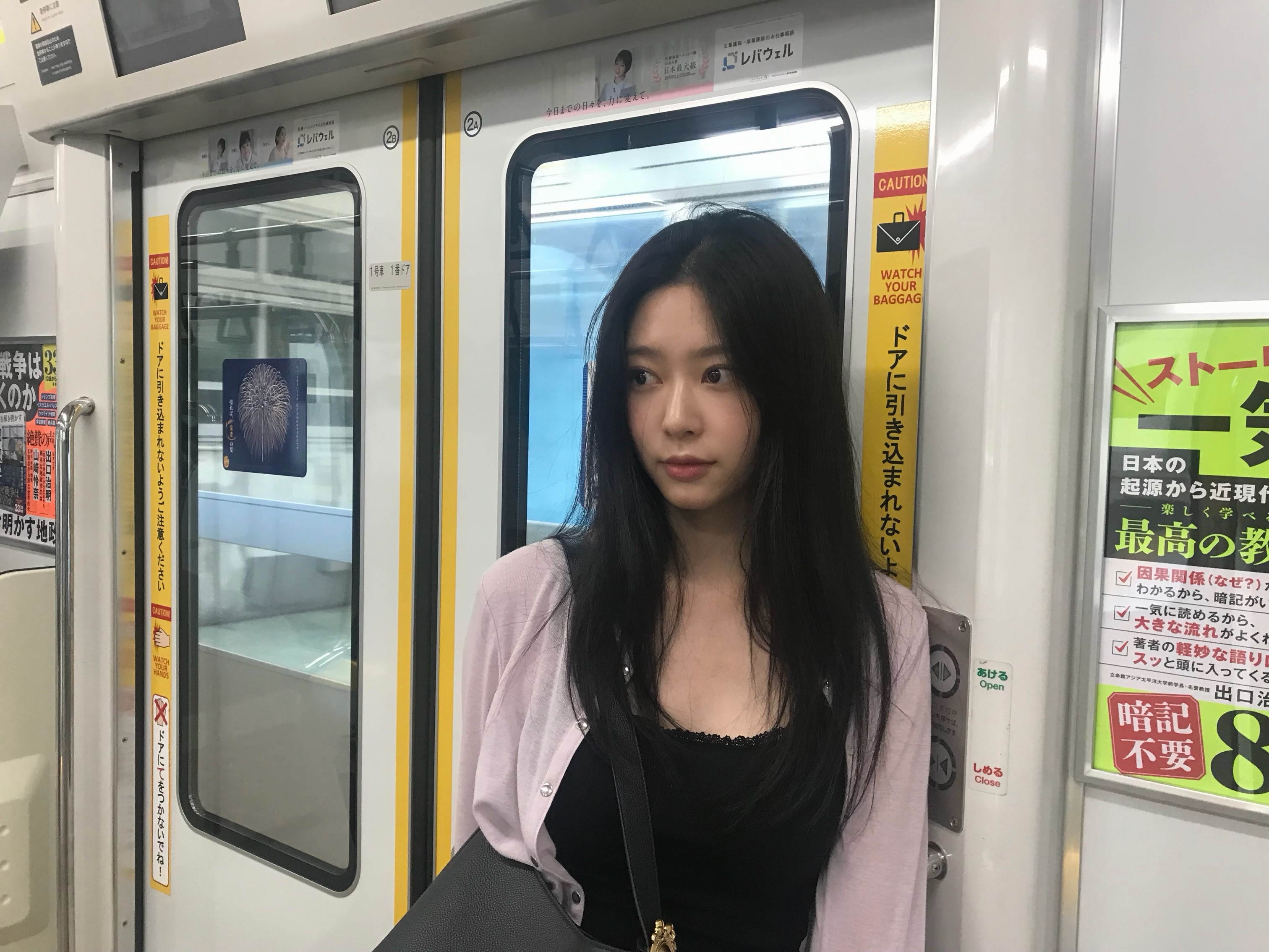 正妹 11