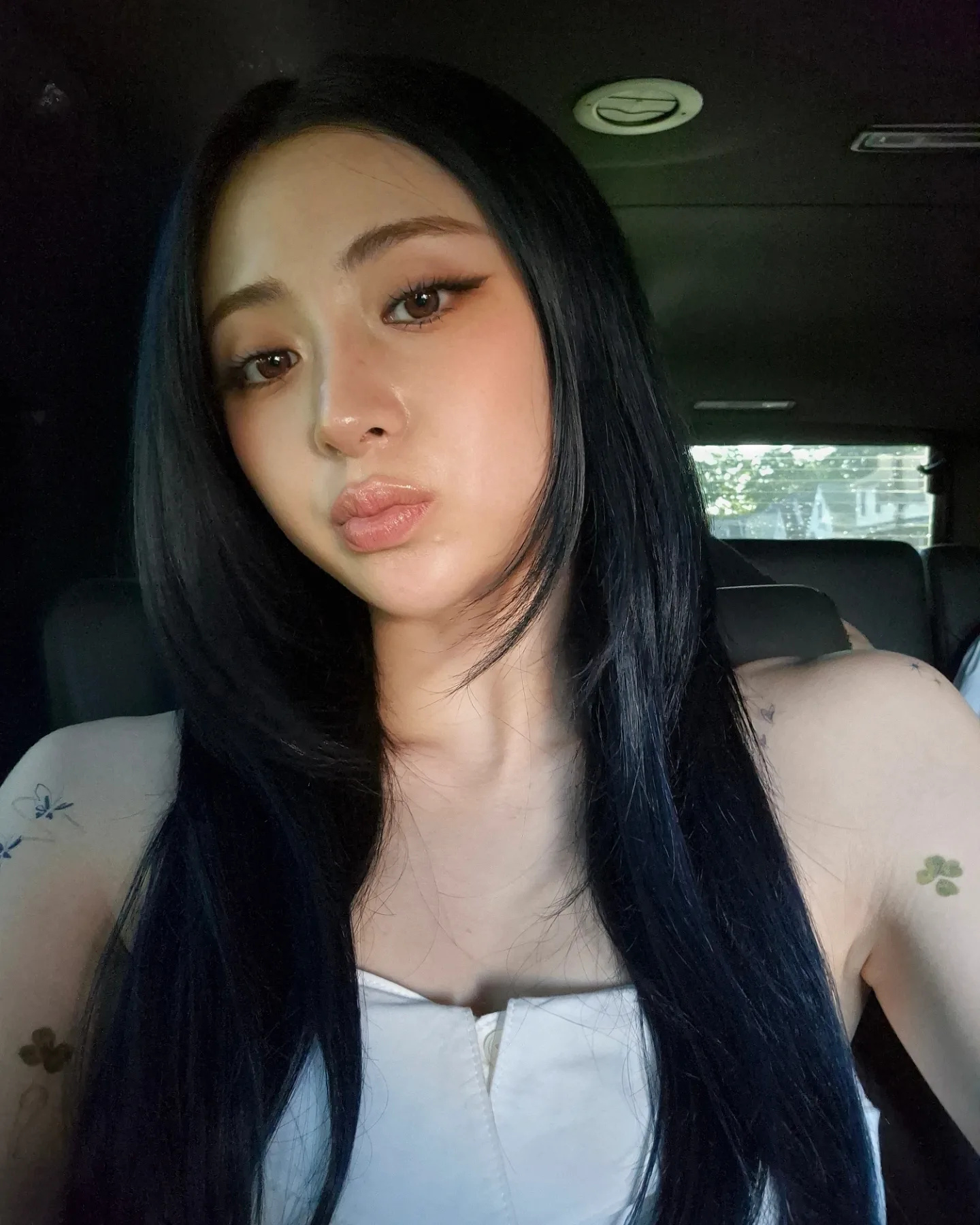 正妹 10