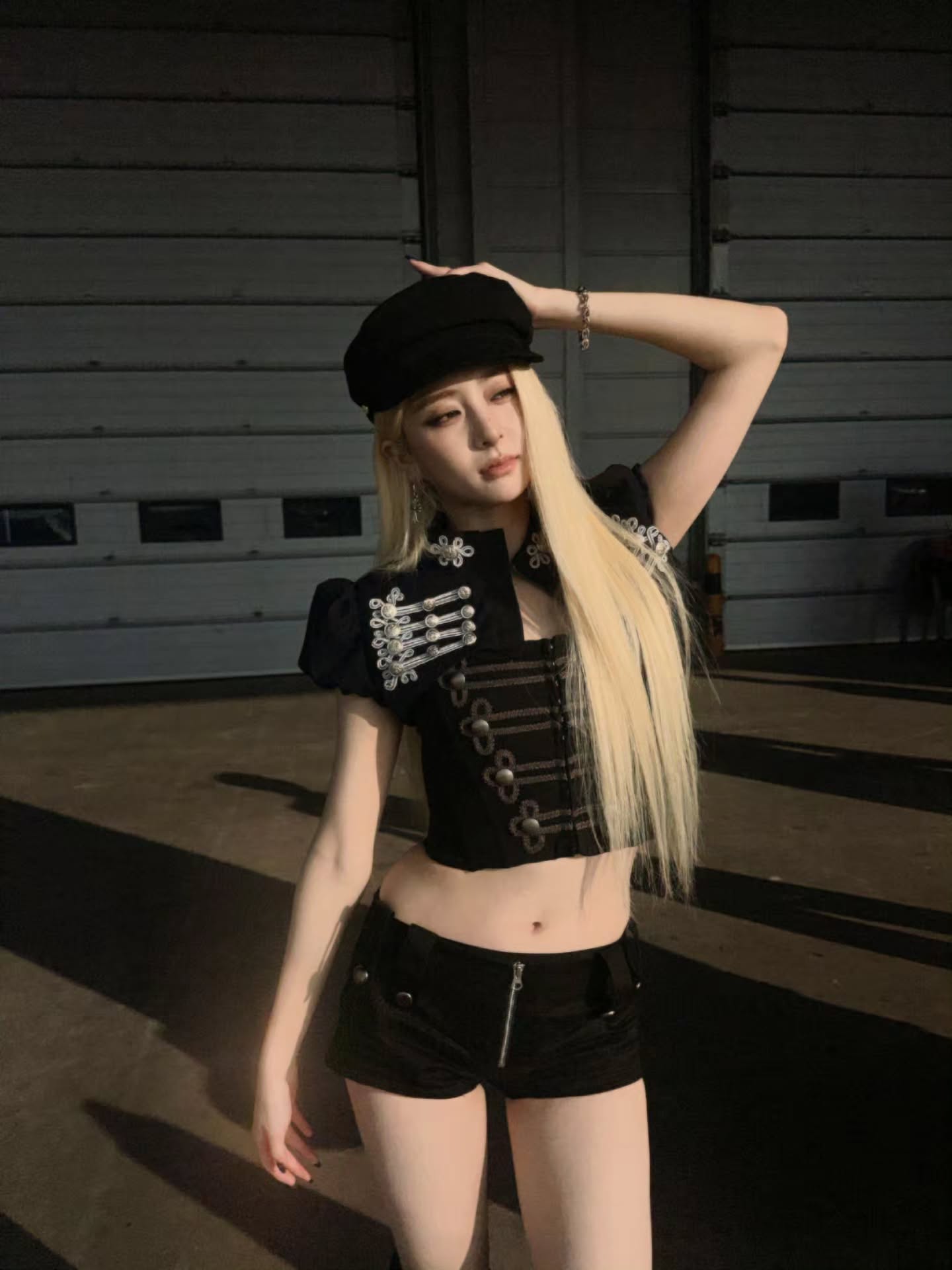 正妹 18