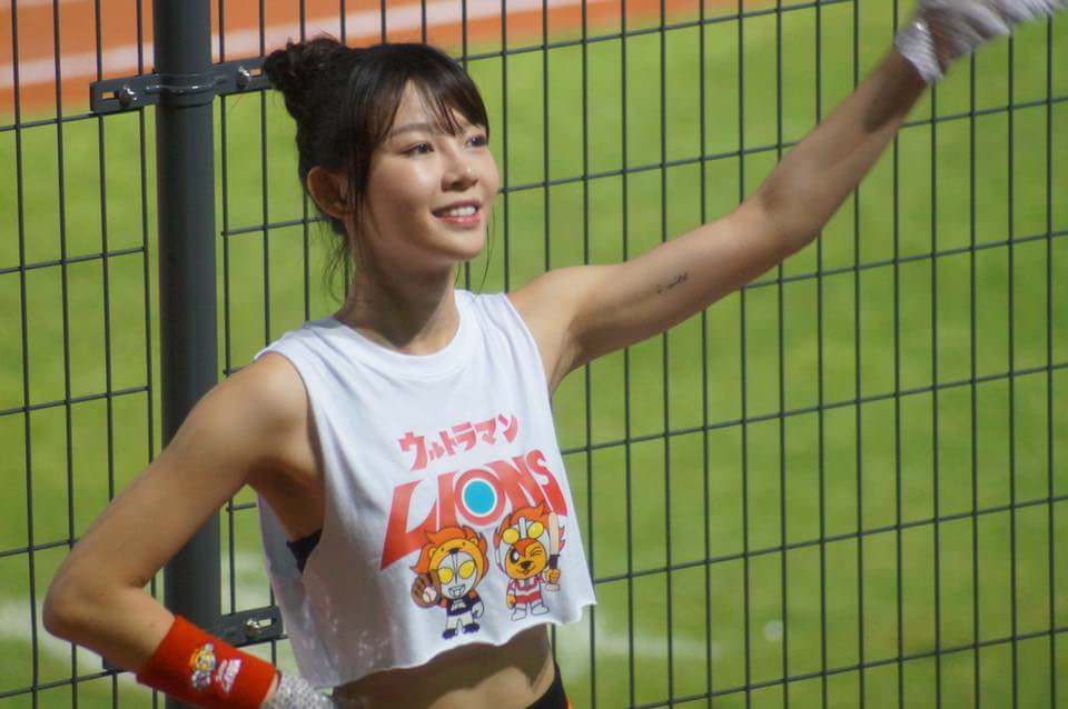 正妹 8