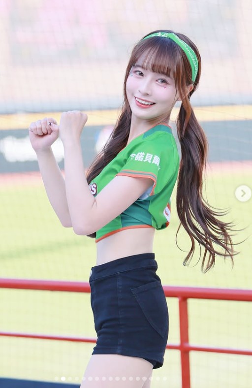正妹 3